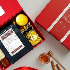 Hộp quà tặng doanh nghiệp của Laranda 2025